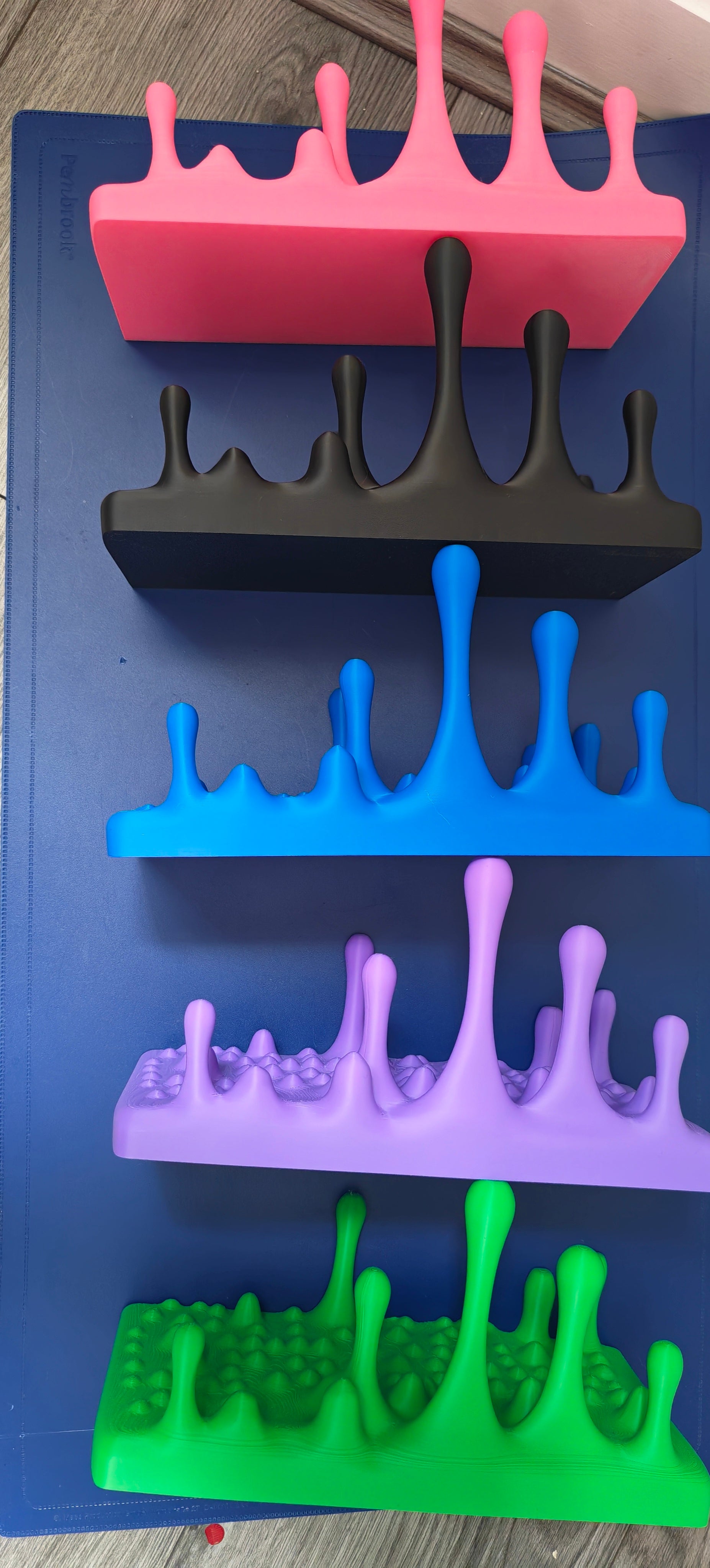 3D Printed Dripping Effect shelf